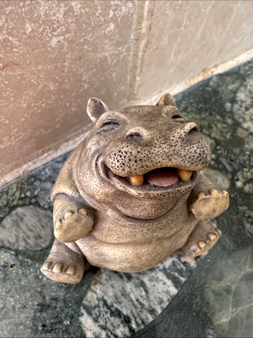House Hippo - smiling  Decor Statue - Beige